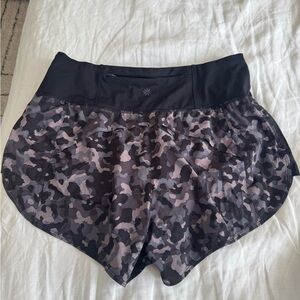 Women's Athleta Black Camo Shorts